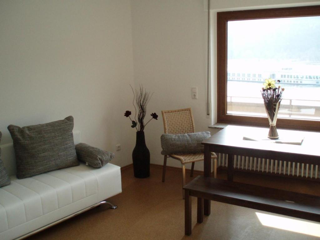 Weingut Theodor Nies Apartment Лорх ам Рейн Стая снимка